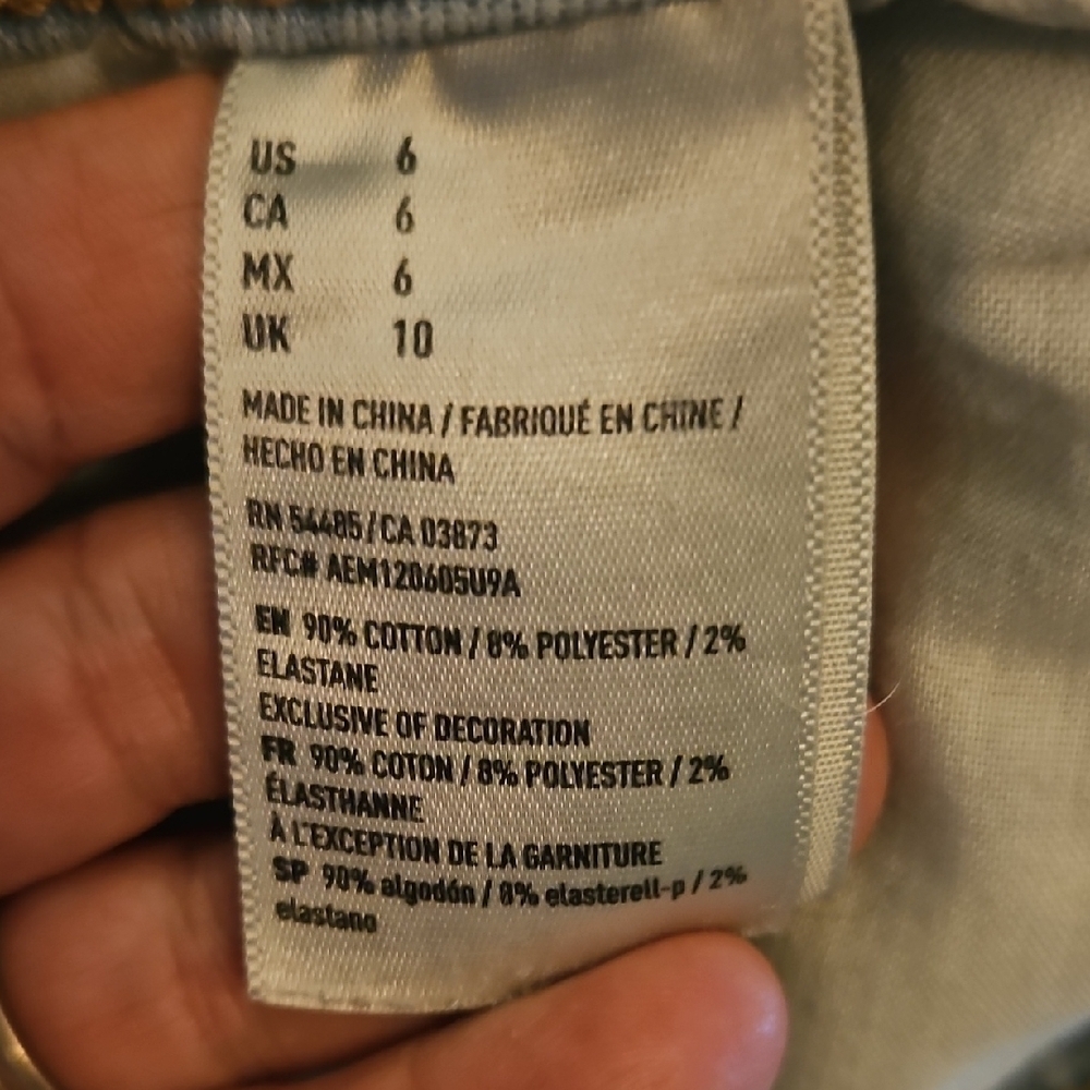 American Eagle Outfitters Blue Distressed Jean Shorts - Picture 5 of 6